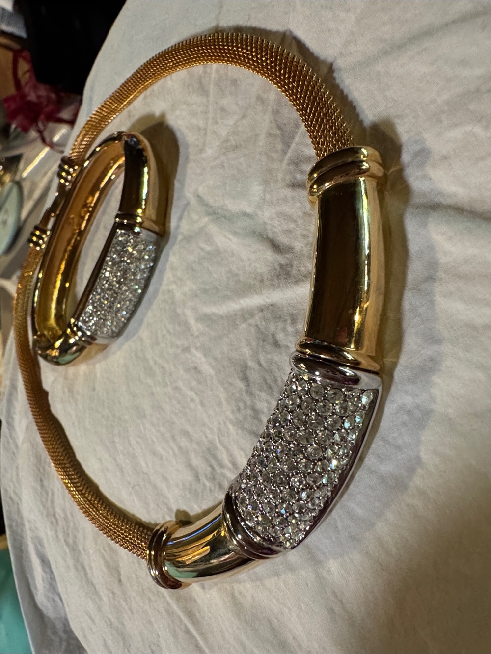 Vintage 1980’s Swarovski Gold-Tone Crystals Mesh Necklace and Bracelet Set - Picture 4 of 10